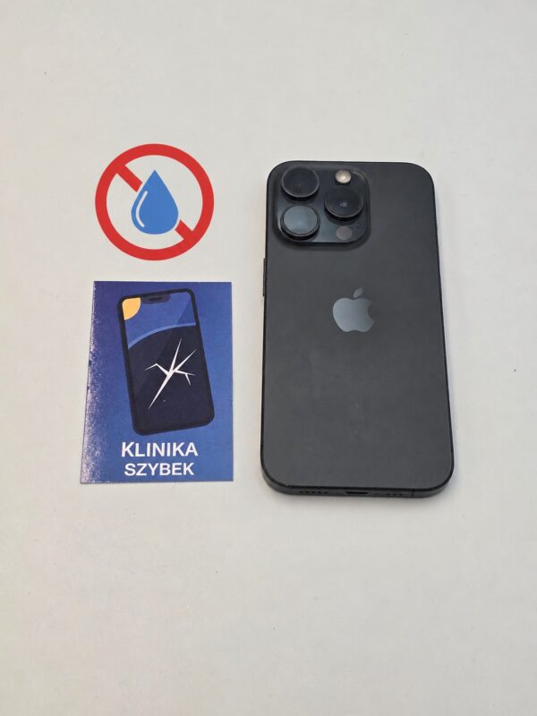 iPhone przekazany do naprawy po zalaniu